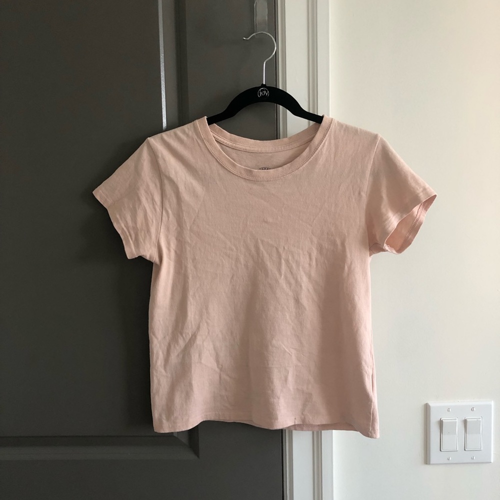 Millennial pink small tee